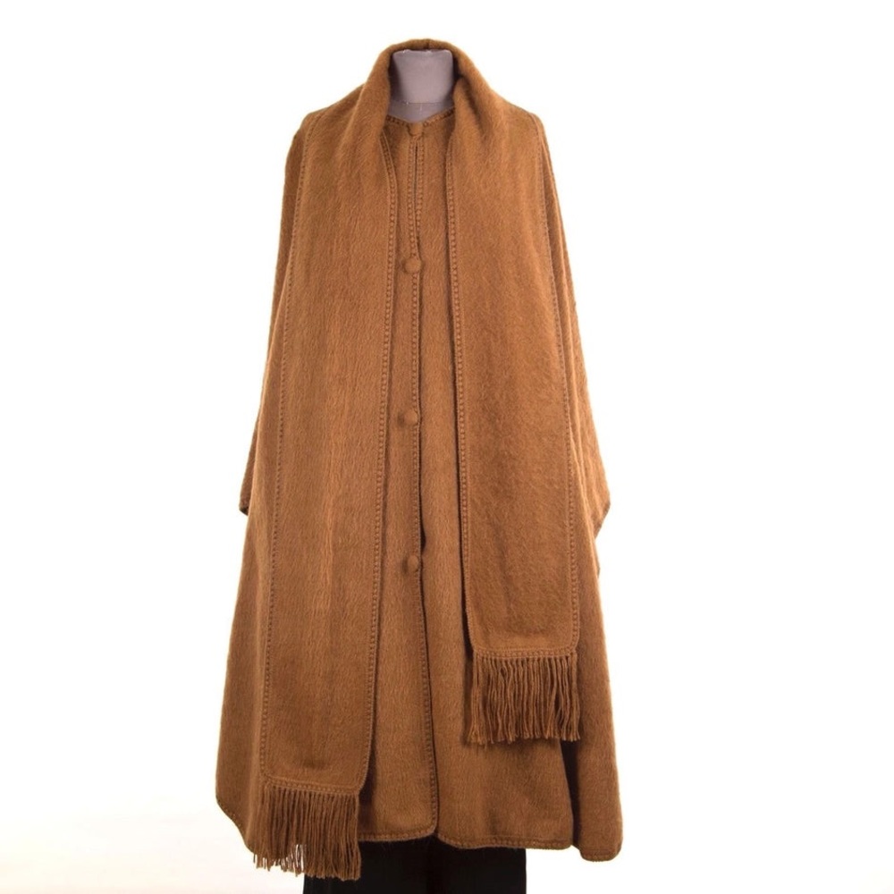 Camargo Alpaca wool Poncho/ Cape